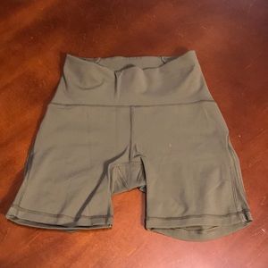 Lululemon bike shorts